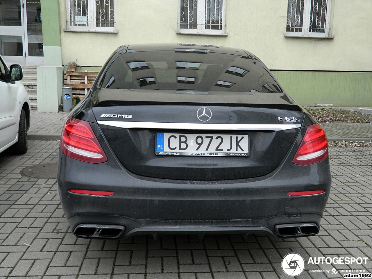 Mercedes-AMG E 63 S W213