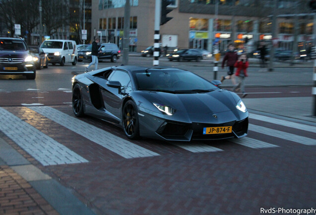 Lamborghini Aventador LP700-4 Roadster