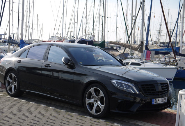 Mercedes-Benz Brabus S B63-650 V222