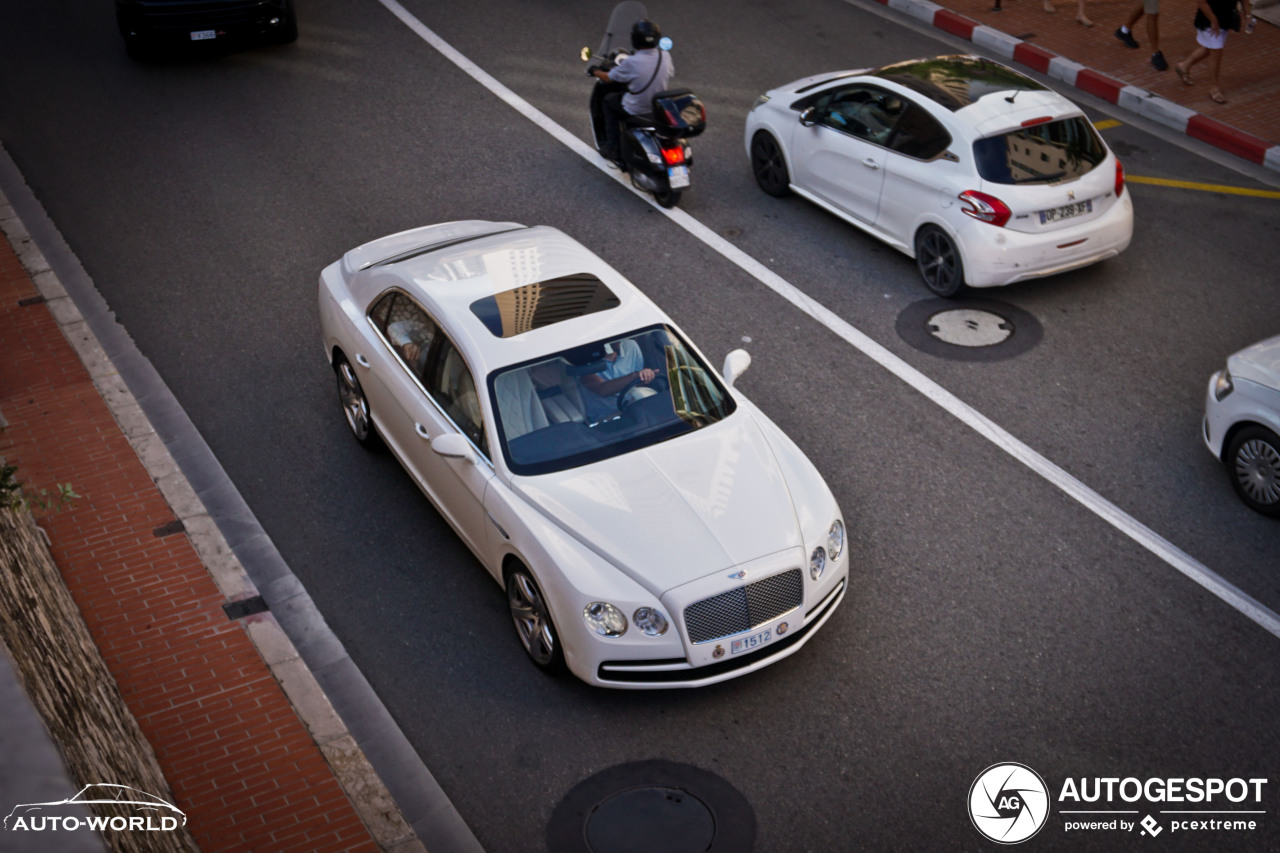 Bentley Flying Spur V8