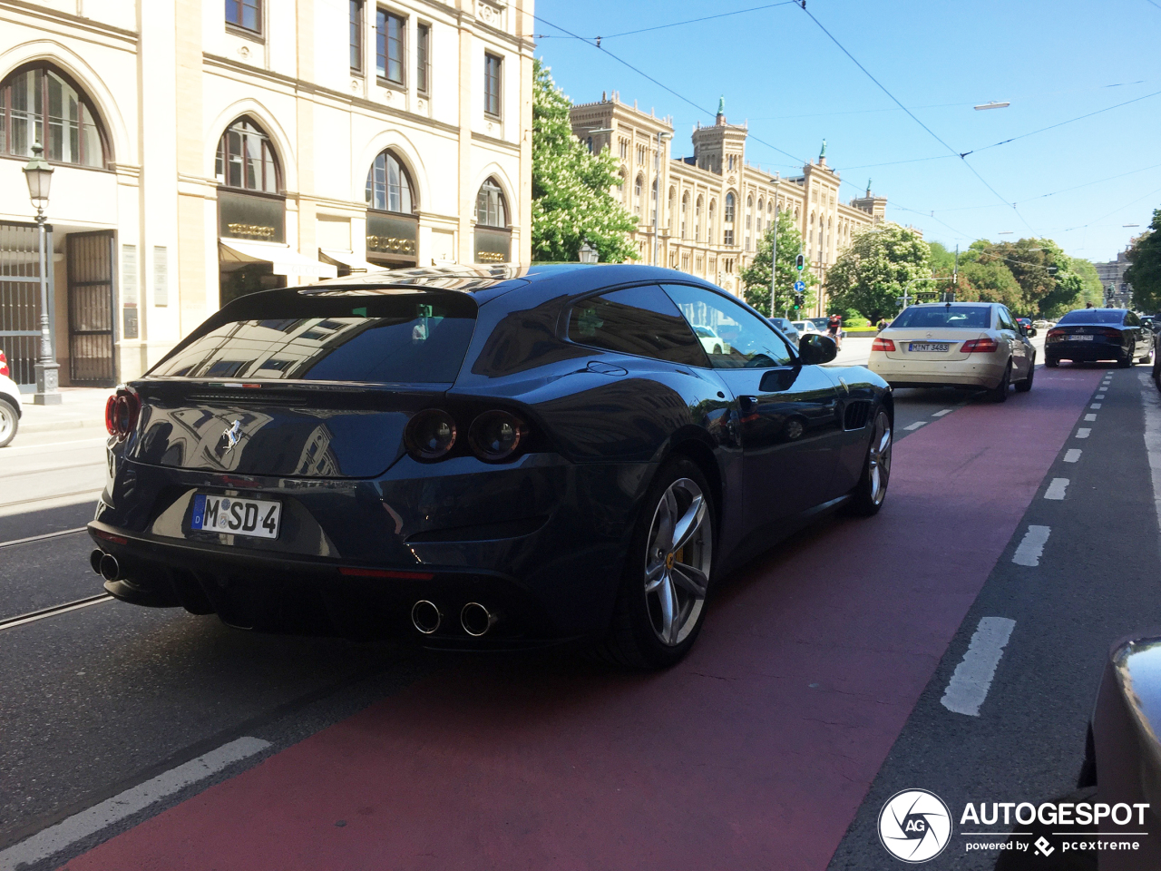 Ferrari GTC4Lusso