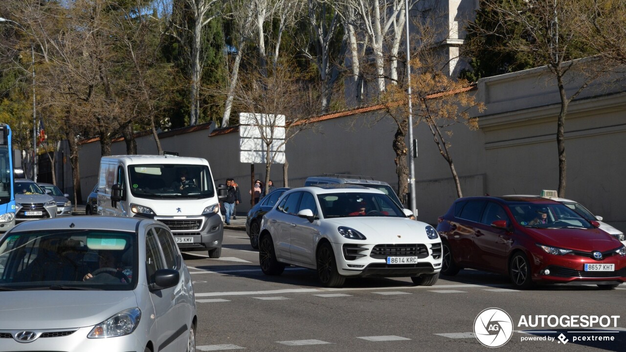 Porsche 95B Macan Turbo