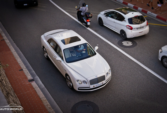 Bentley Flying Spur V8