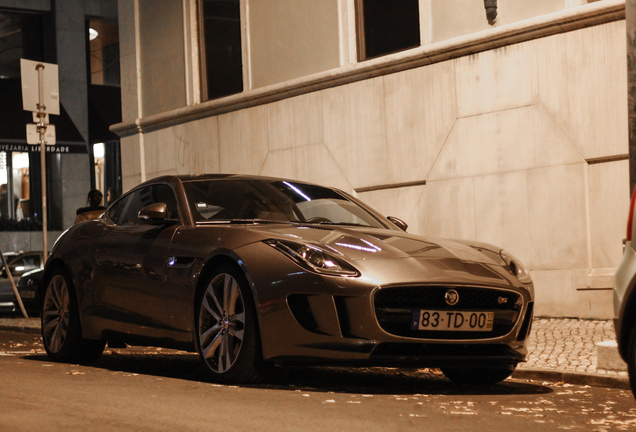 Jaguar F-TYPE S Coupé