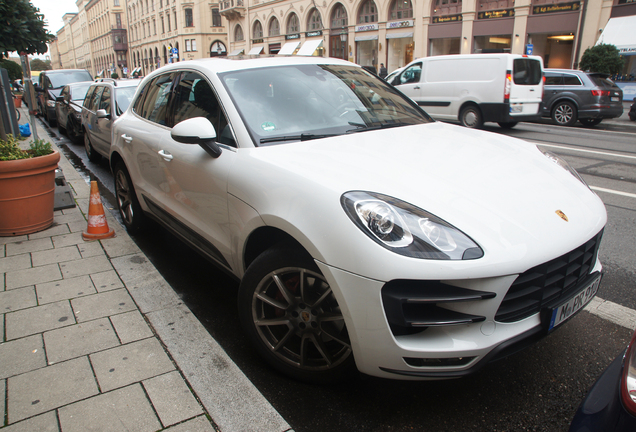 Porsche 95B Macan Turbo MkI