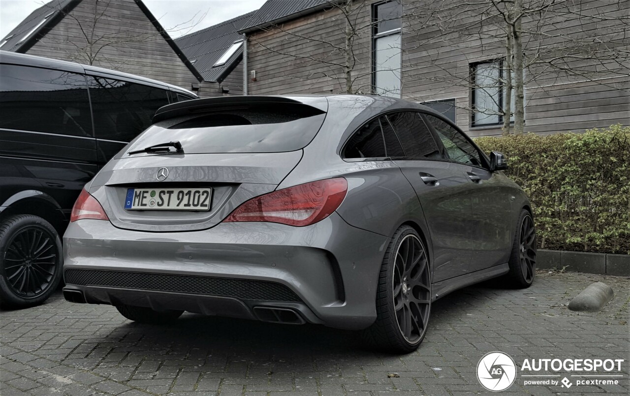 Mercedes-Benz CLA 45 AMG Shooting Brake