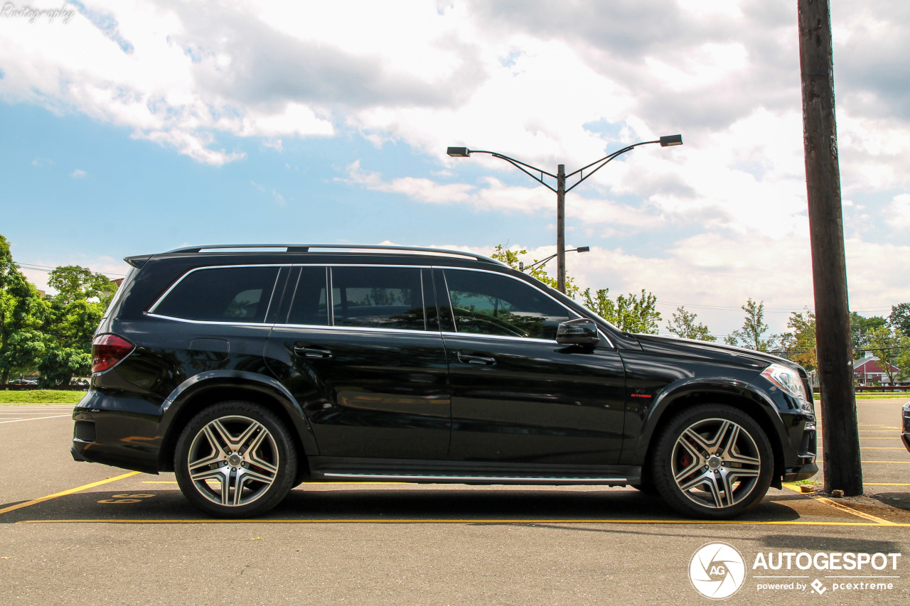 Mercedes-Benz GL 63 AMG X166