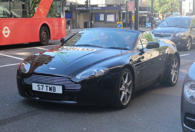 Aston Martin V8 Vantage Roadster