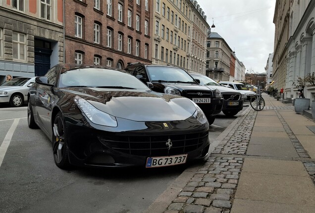 Ferrari FF