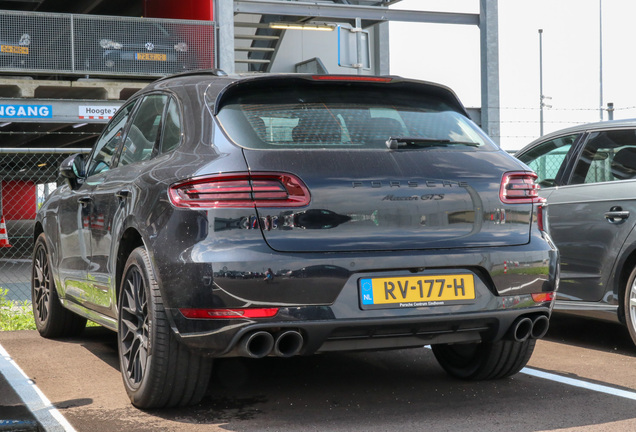 Porsche 95B Macan GTS