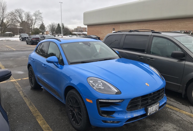 Porsche 95B Macan GTS