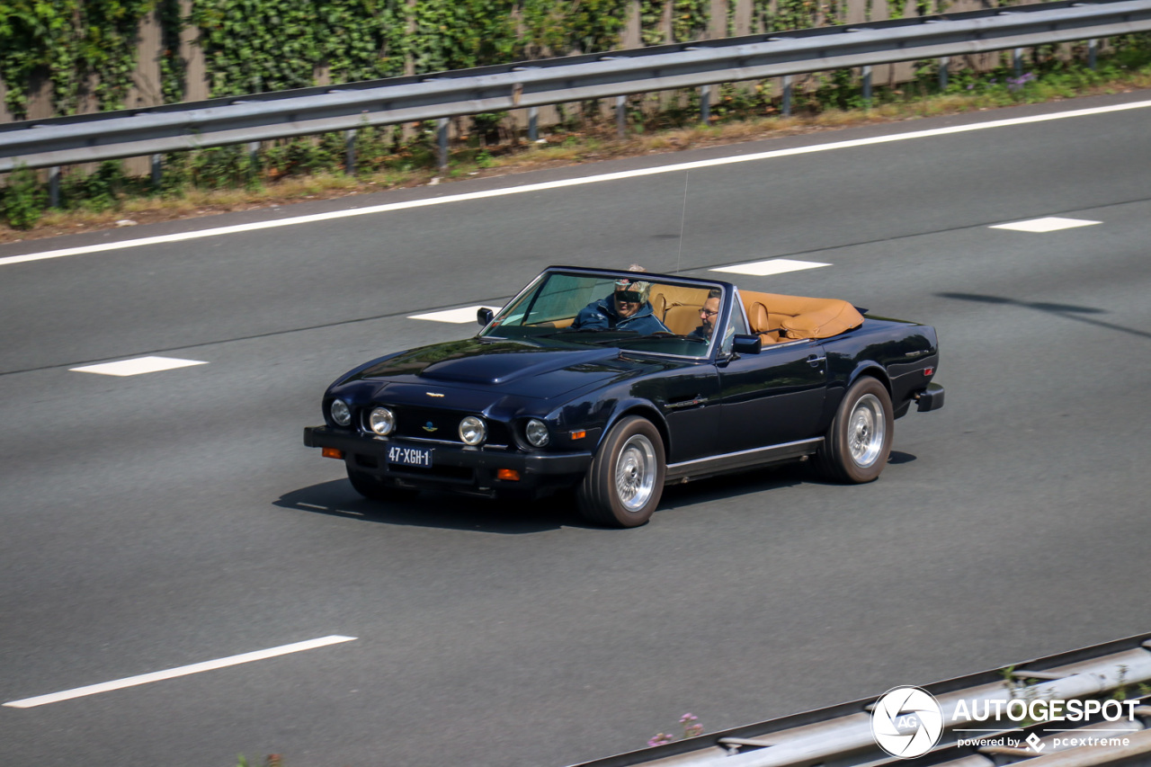 Aston Martin V8 Volante 1978-1990