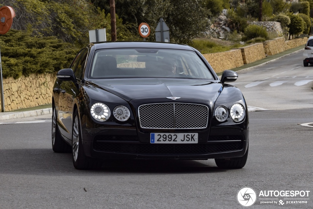 Bentley Flying Spur V8