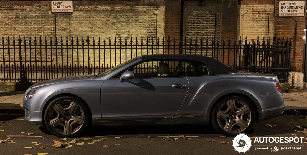 Bentley Continental GTC 2012