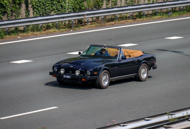 Aston Martin V8 Volante 1978-1990