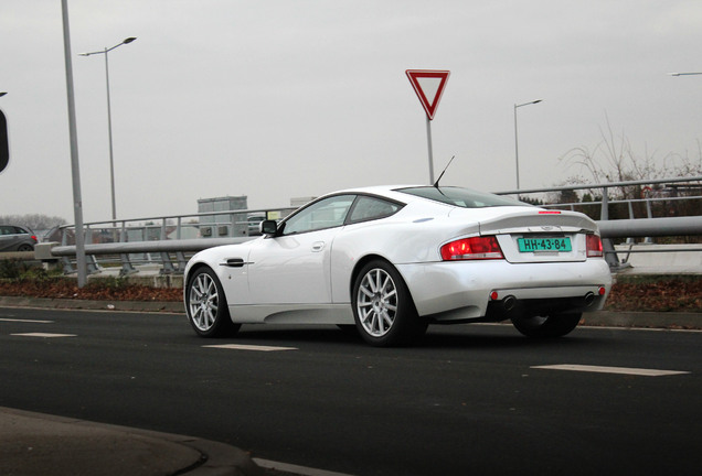 Aston Martin Vanquish S