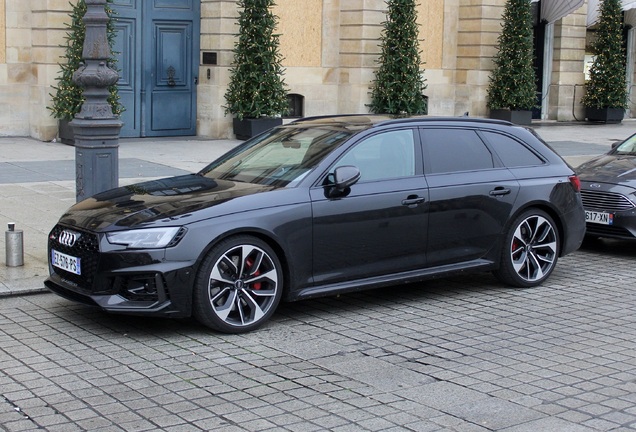 Audi RS4 Avant B9