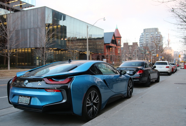 BMW i8