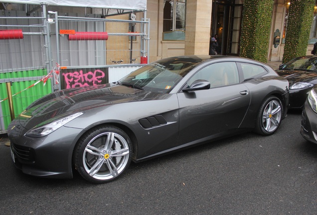 Ferrari GTC4Lusso