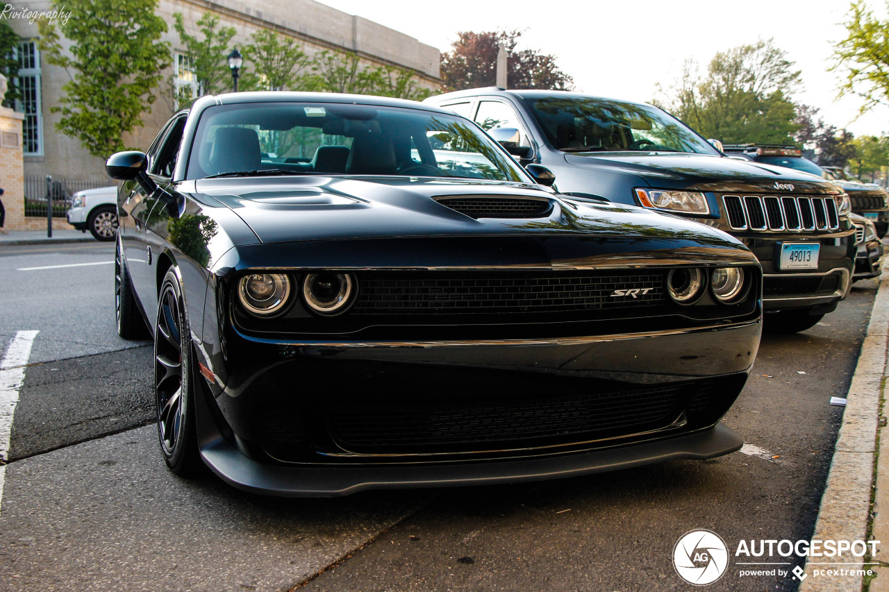 Dodge Challenger SRT Hellcat