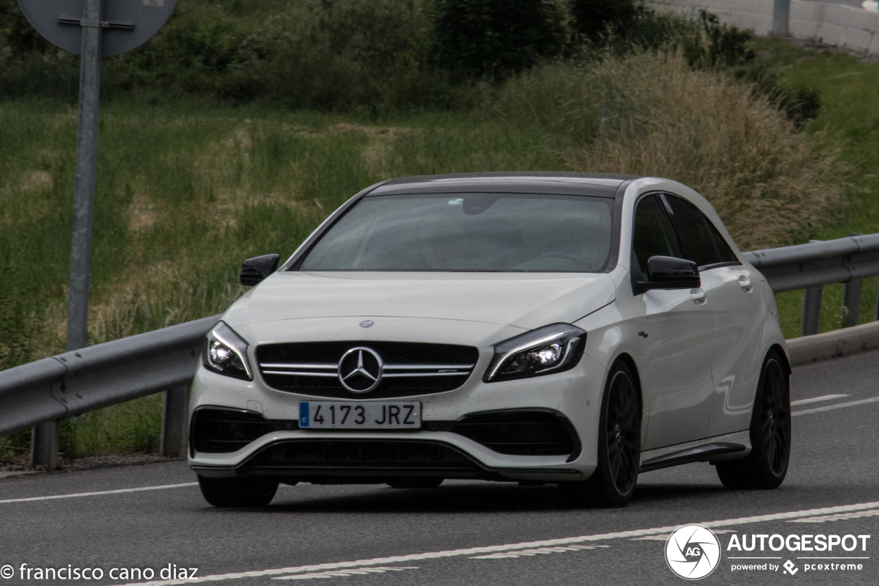 Mercedes-AMG A 45 W176 2015