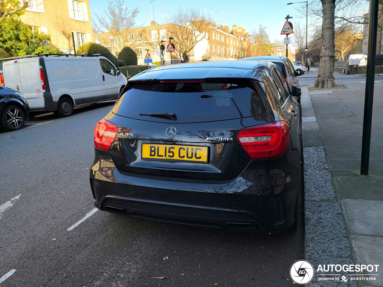 Mercedes-Benz A 45 AMG