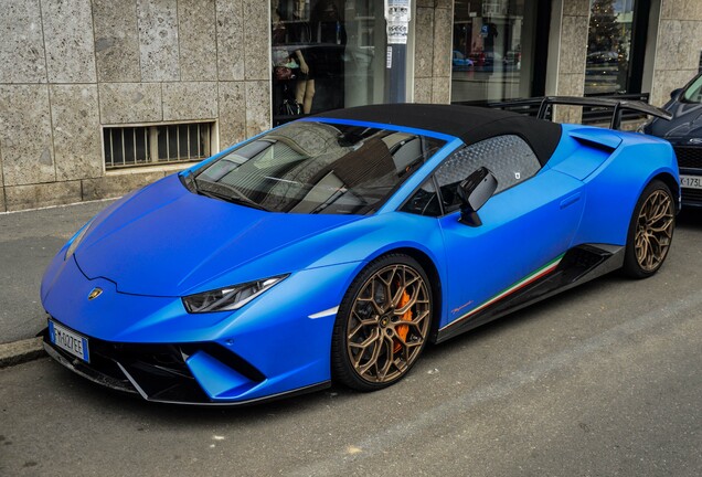 Lamborghini Huracán LP640-4 Performante Spyder