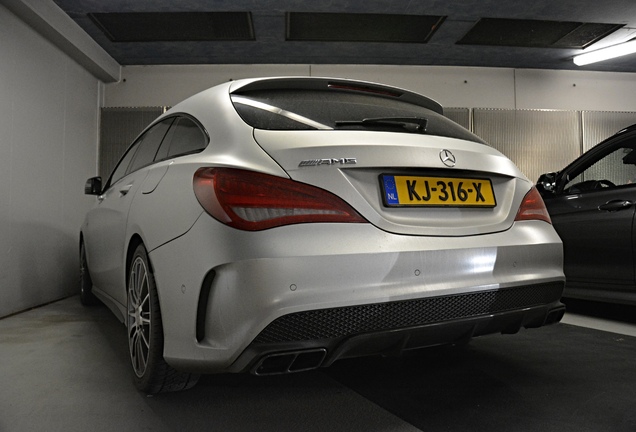 Mercedes-Benz CLA 45 AMG Shooting Brake