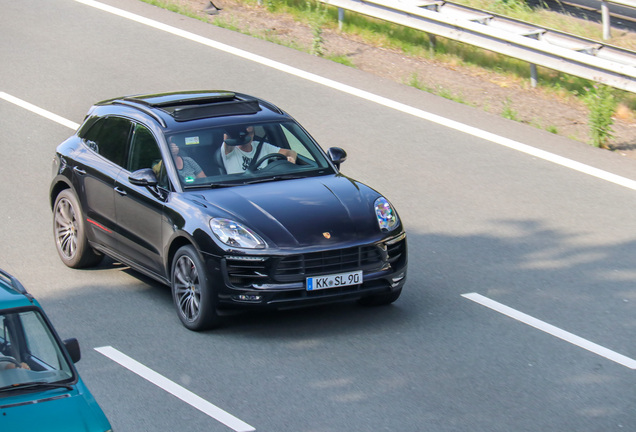 Porsche 95B Macan GTS