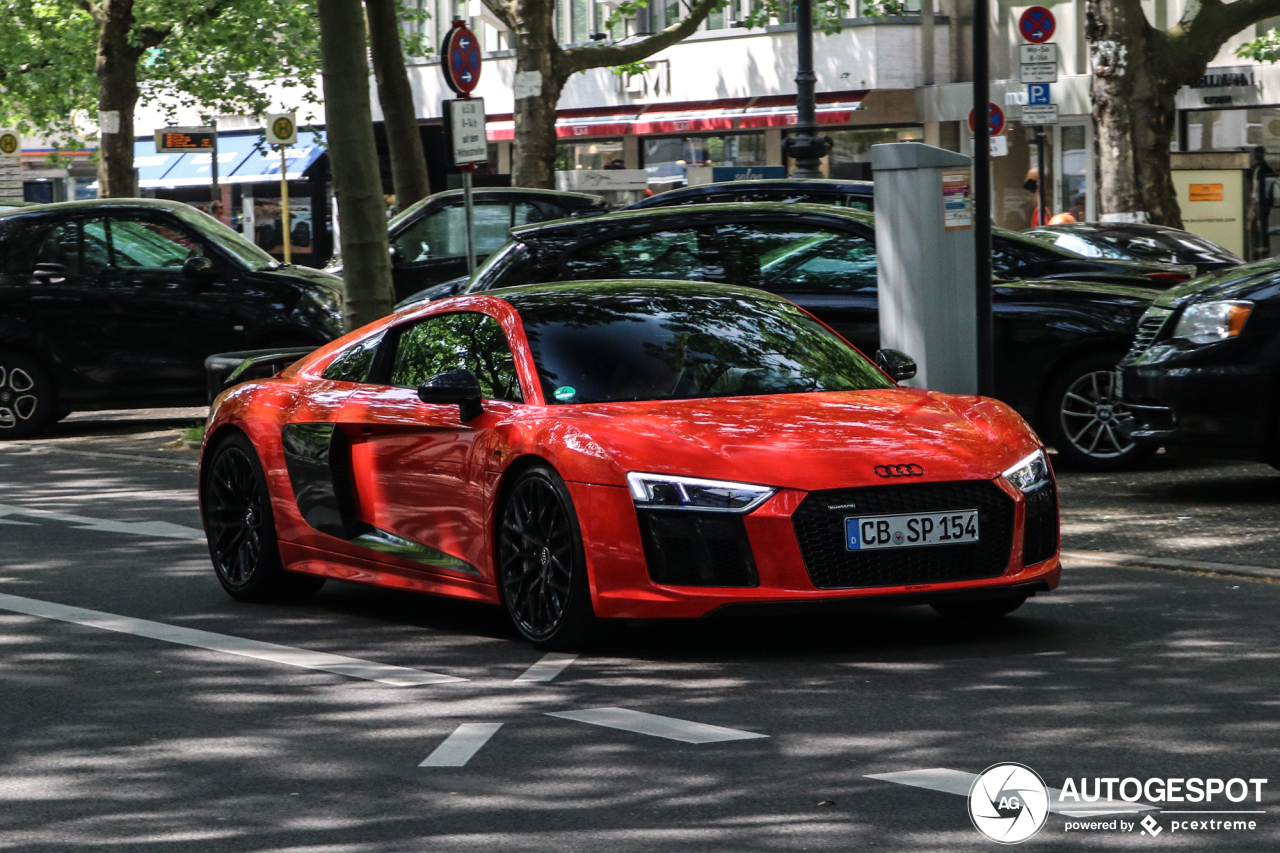 Audi R8 V10 Plus 2015