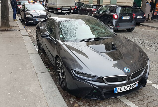 BMW i8