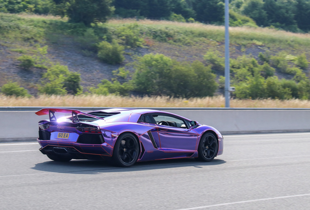 Lamborghini Aventador LP700-4