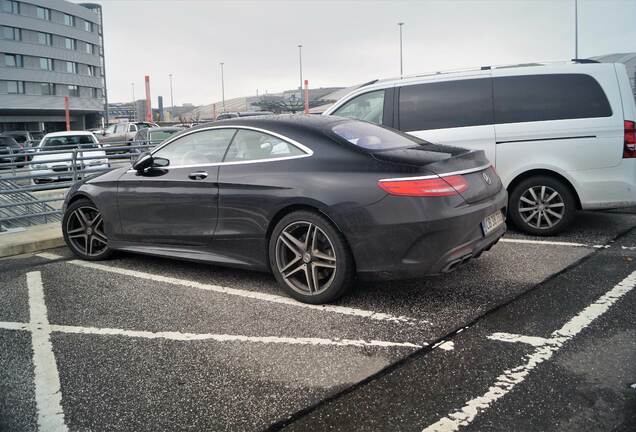 Mercedes-AMG S 63 Coupé C217