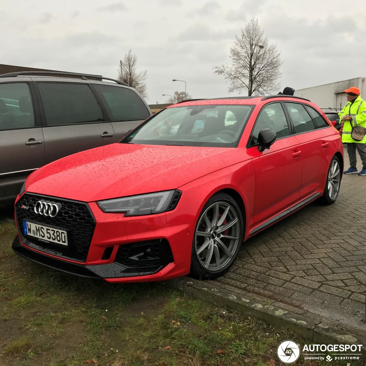 Audi RS4 Avant B9