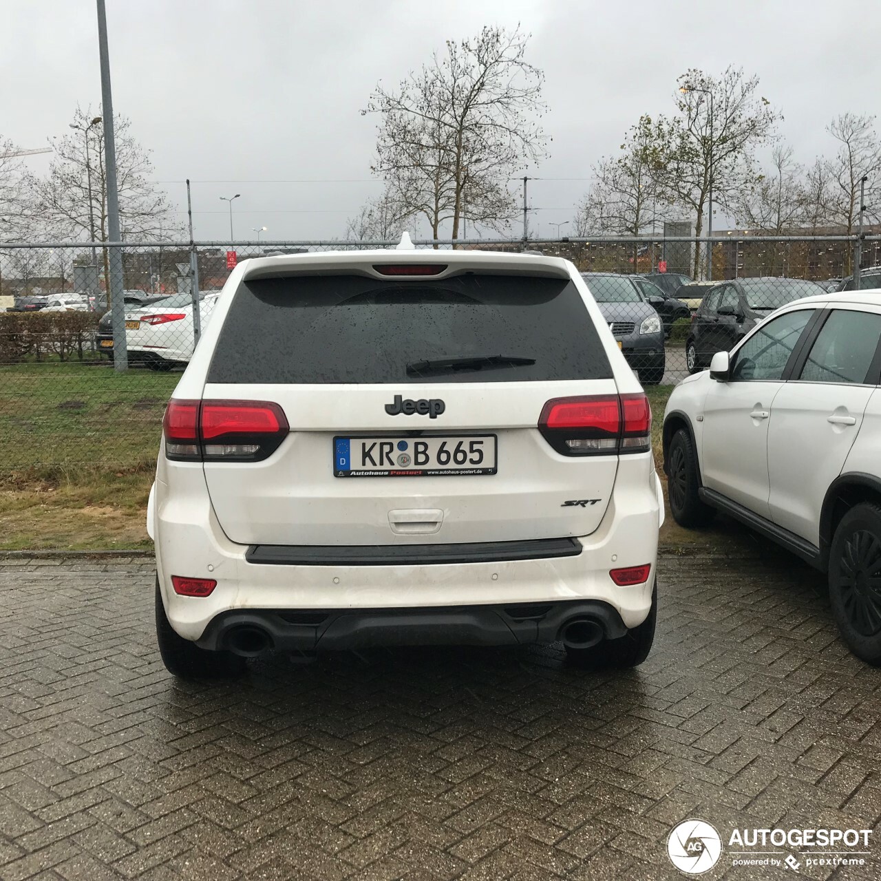 Jeep Grand Cherokee SRT 2016 Night Edition