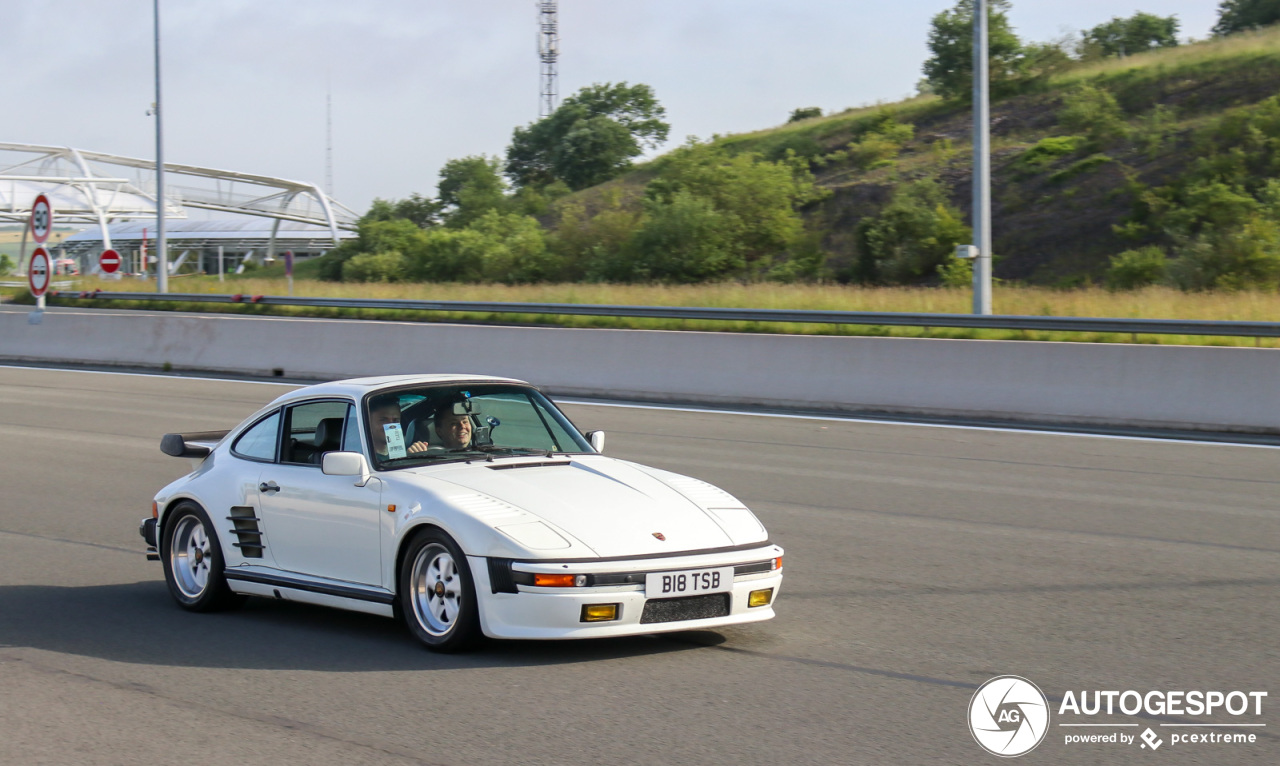 Porsche 930 Turbo Flatnose