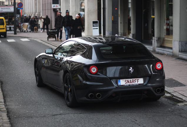 Ferrari FF