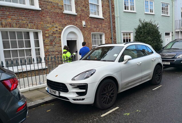 Porsche 95B Macan GTS