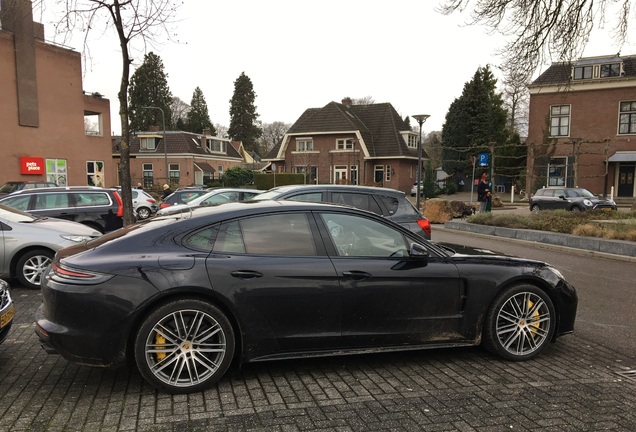 Porsche 971 Panamera Turbo S E-Hybrid