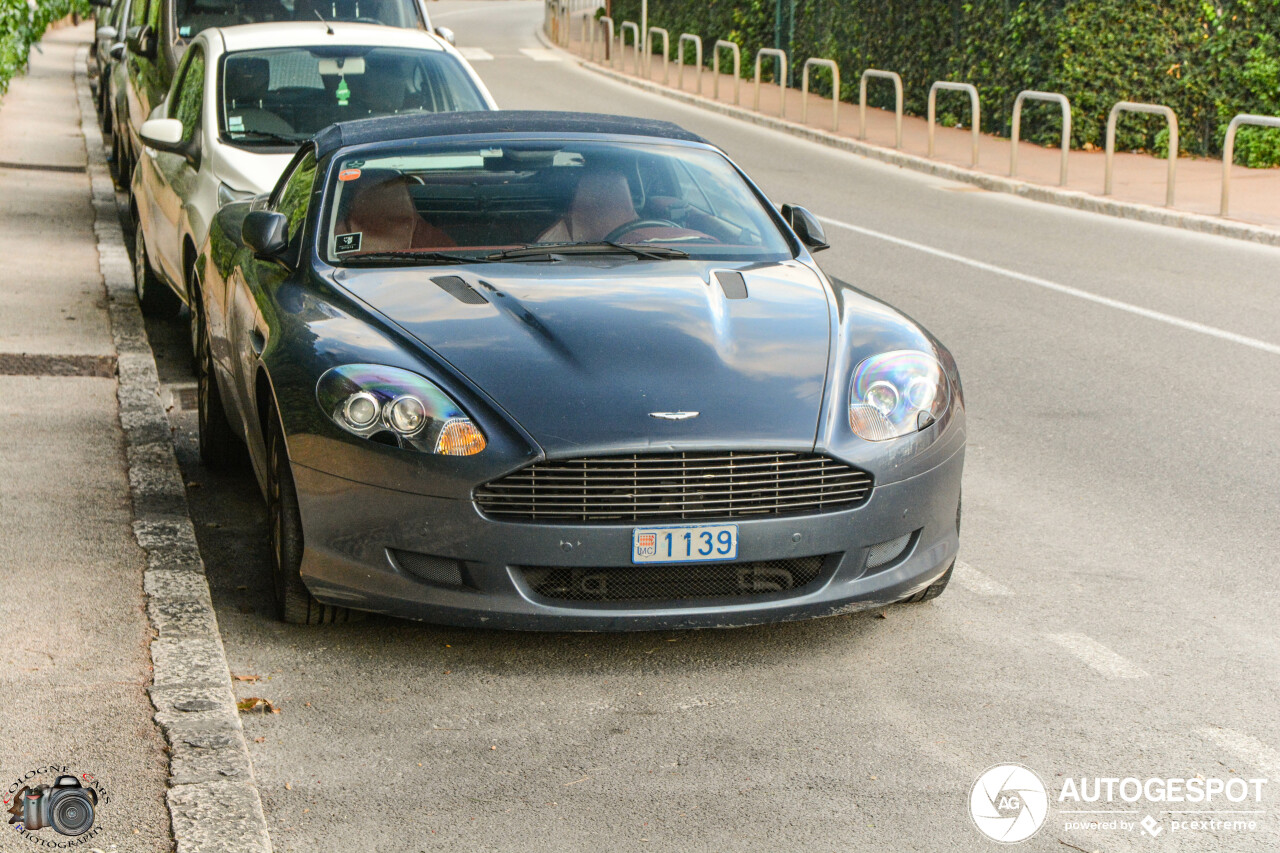 Aston Martin DB9 Volante