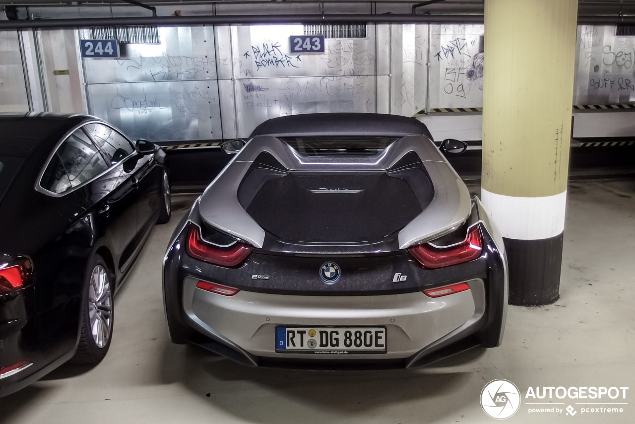 BMW i8 Roadster