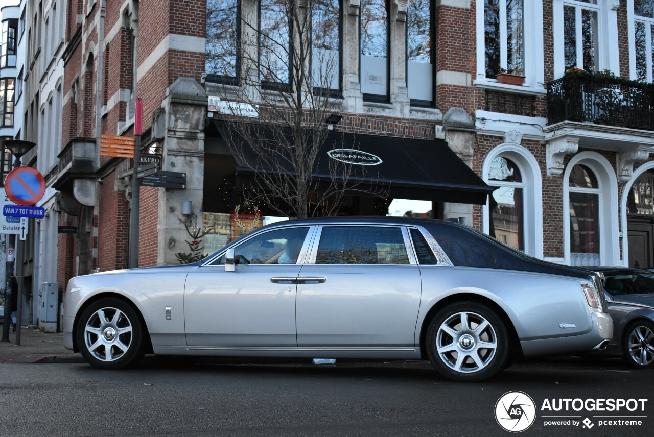 Rolls-Royce Phantom VIII EWB