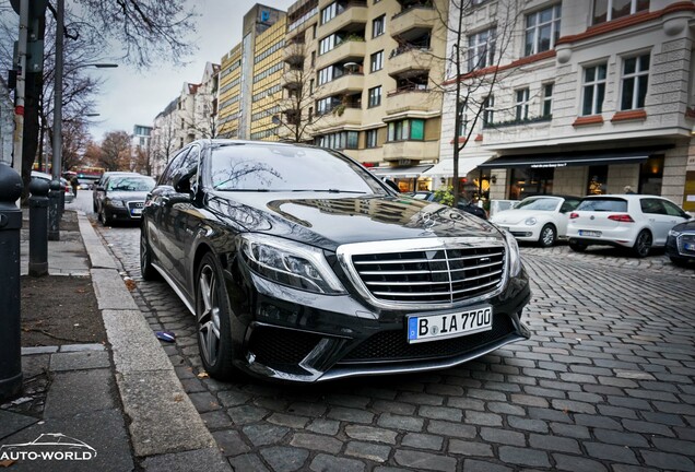 Mercedes-AMG S 63 V222