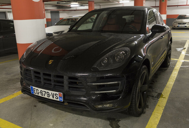 Porsche 95B Macan Turbo