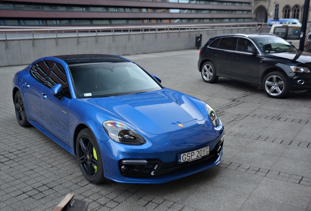 Porsche 971 Panamera Turbo S E-Hybrid