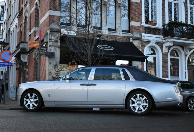 Rolls-Royce Phantom VIII EWB