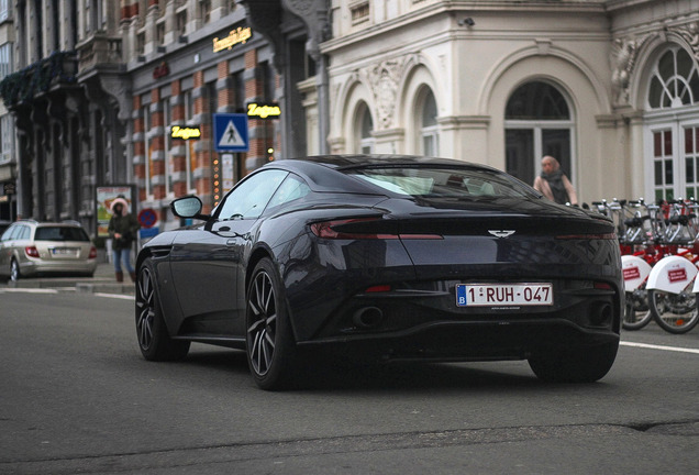 Aston Martin DB11