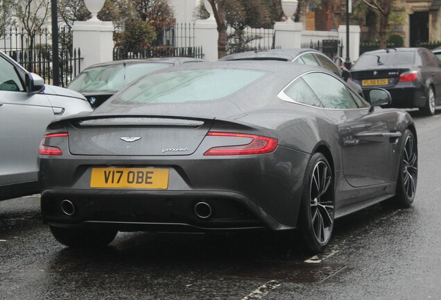 Aston Martin Vanquish 2013