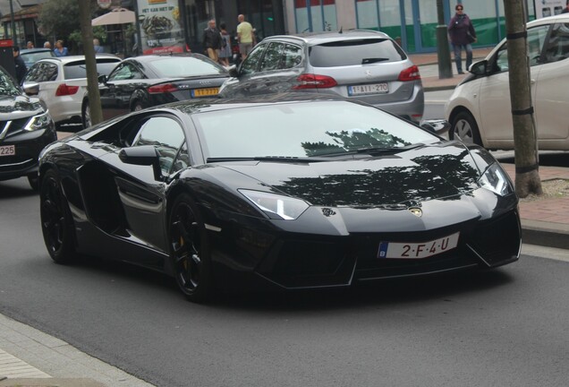 Lamborghini Aventador LP700-4