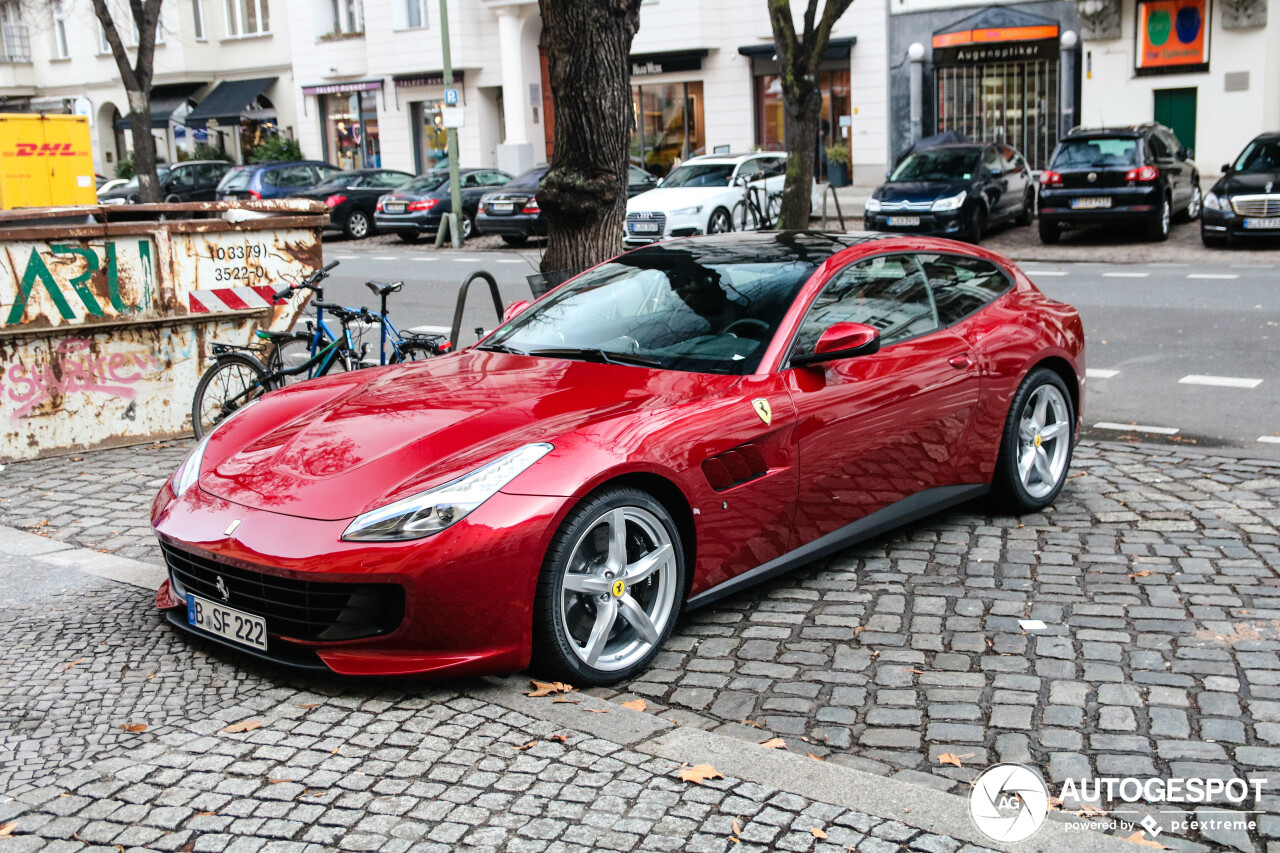 Ferrari GTC4Lusso